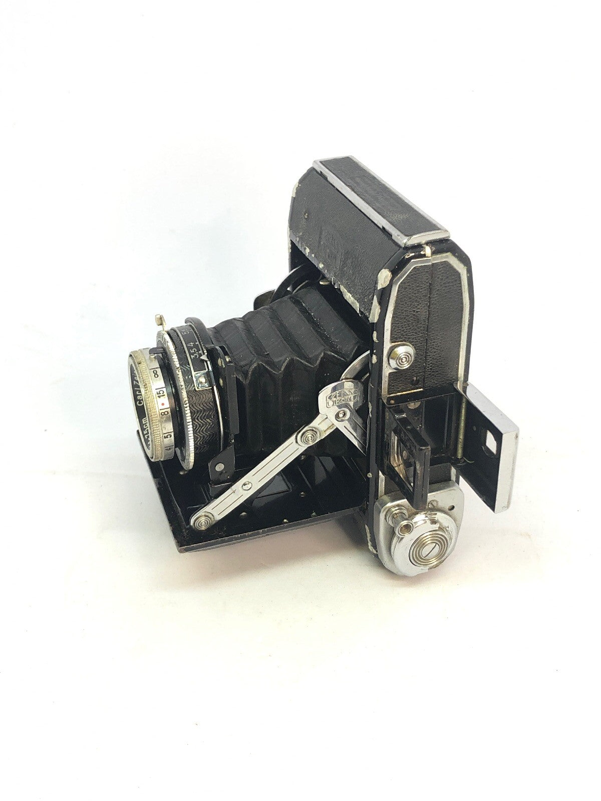 Zeiss Ikon Ikonta 521 1938-1954. Folding rollfilm camera.TESSAR 1:3.5 F=75mm 3323