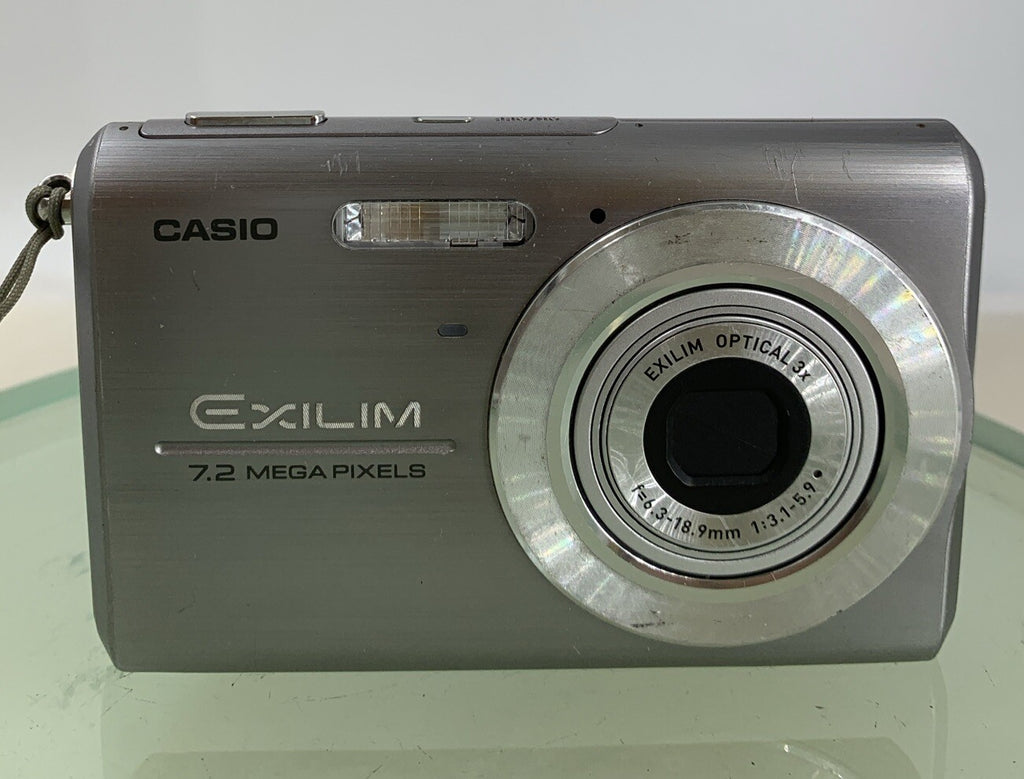 Casio Digital Camera Exilim EX-Z75 7.2MP SILVER + CHARGER+2GB CARD TESTED - 8281