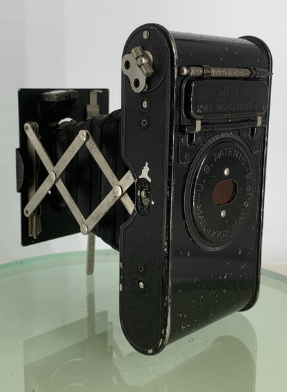 Vintage Eastman Kodak No A-127 FILM Vest Pocket Folding Camera TESTED  With Case4