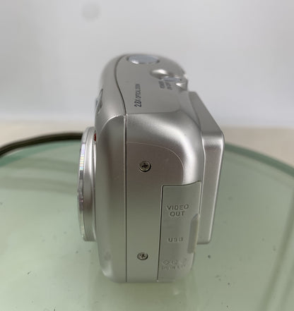 Olympus Digital Camera FE-115 5.0MP Silver GOOD CONDITION - Tested - 7823