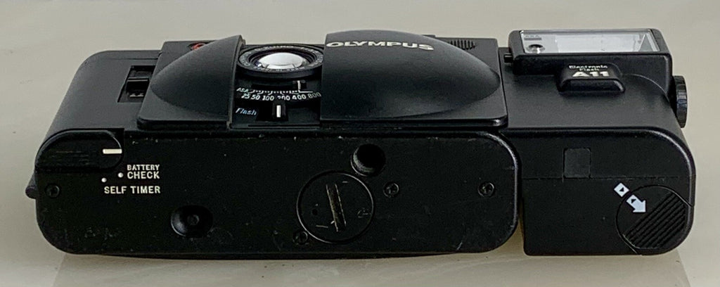 OLYMPUS XA2 Compact Camera 35mm Flash A11 D.ZUIKO 35mm f3.5 TESTED , mju 697