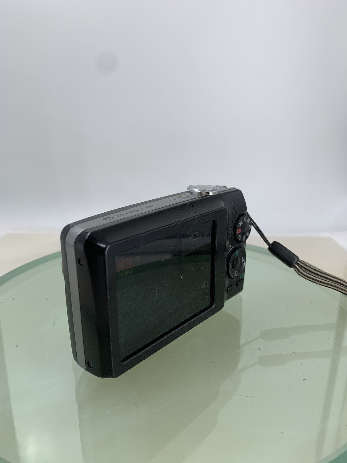 Fujifilm Digital Camera FinePix F480 8.2MP BLACK WITH CHARGER TESTED - 805