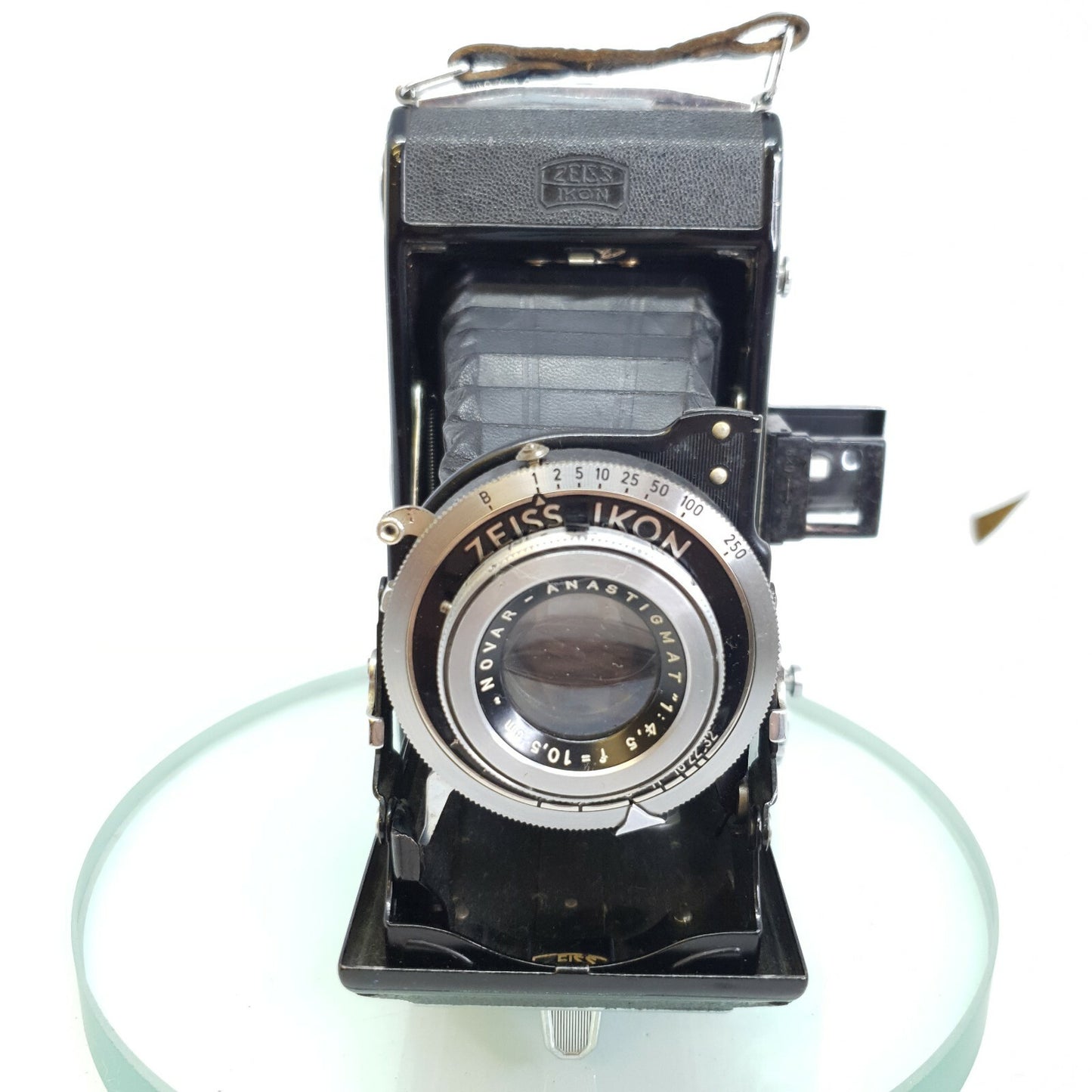 Zeiss Ikon Ikonta 521/2 Ikonta C Rollfilm Camera  6x9 Film vintage camera - #5591