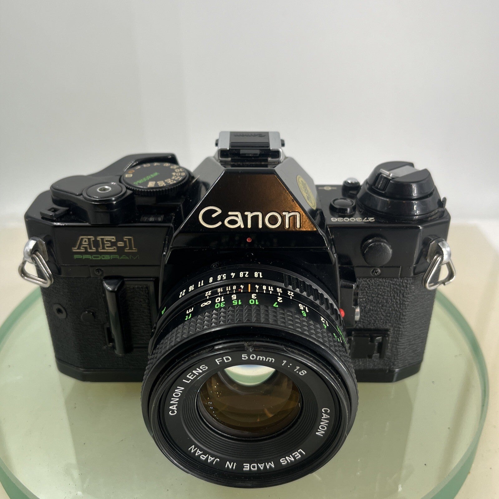 Canon AE-1 Program 35mm SLR Film Manual Camera BLACK+Canon 50mm F/1.8 FD Lens8821