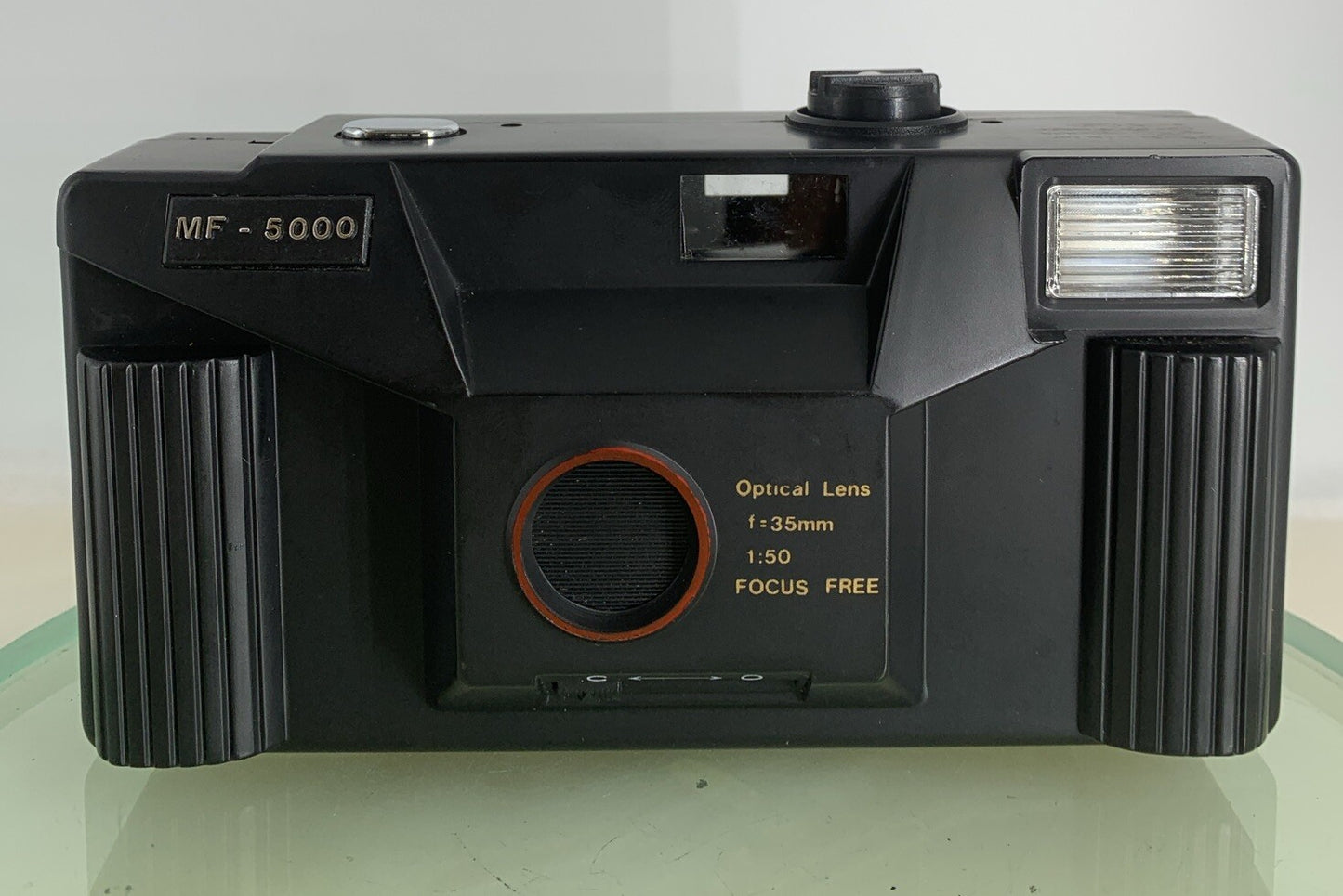 MF- 5000 COMPACT POINT AND SHOOT FILM CAMERA GOOD CONDITION TESTED - 7361