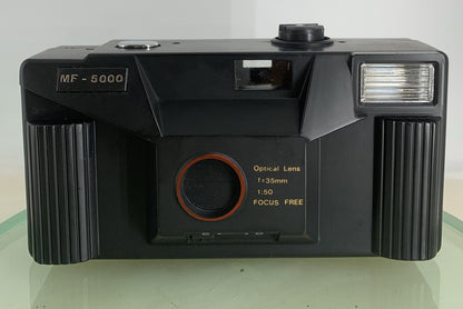 MF- 5000 COMPACT POINT AND SHOOT FILM CAMERA GOOD CONDITION TESTED - 7361