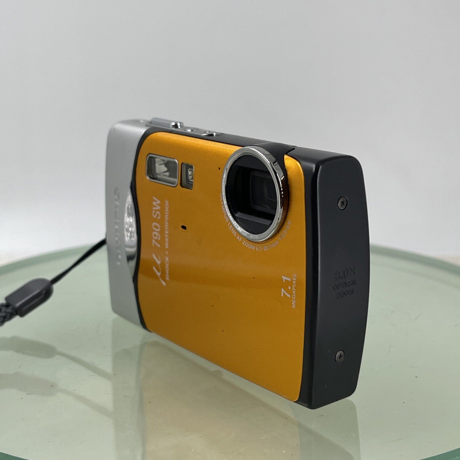 Olympus Stylus U790 SW 7.1MP Digital Camera Orange Waterproof Tested(LENS ISSUE)2