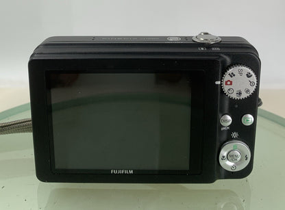Fujifilm DIGITAL CAMERA FinePix J100 10.0MP BLACK+CHARGER+COVER TESTED - 3535