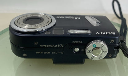 Sony CYBER-SHOT DSC-P12 5.0MP Digital Camera WITH CHARGER AND BAG TESTED - 6368