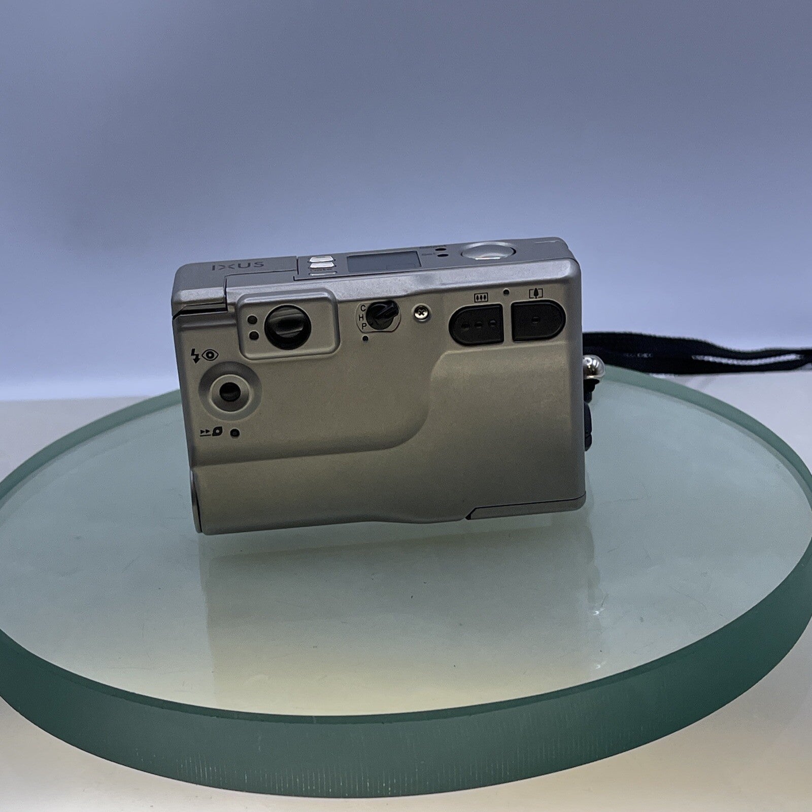 Canon IXUS Compact Digital Camera Silver Cased Instructions TESTED++ VGC#5945