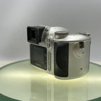 FUJI Fujifilm FinePix S304 DIGITAL CAMERA 3.2 Megapixels Tested Takes AA #7095