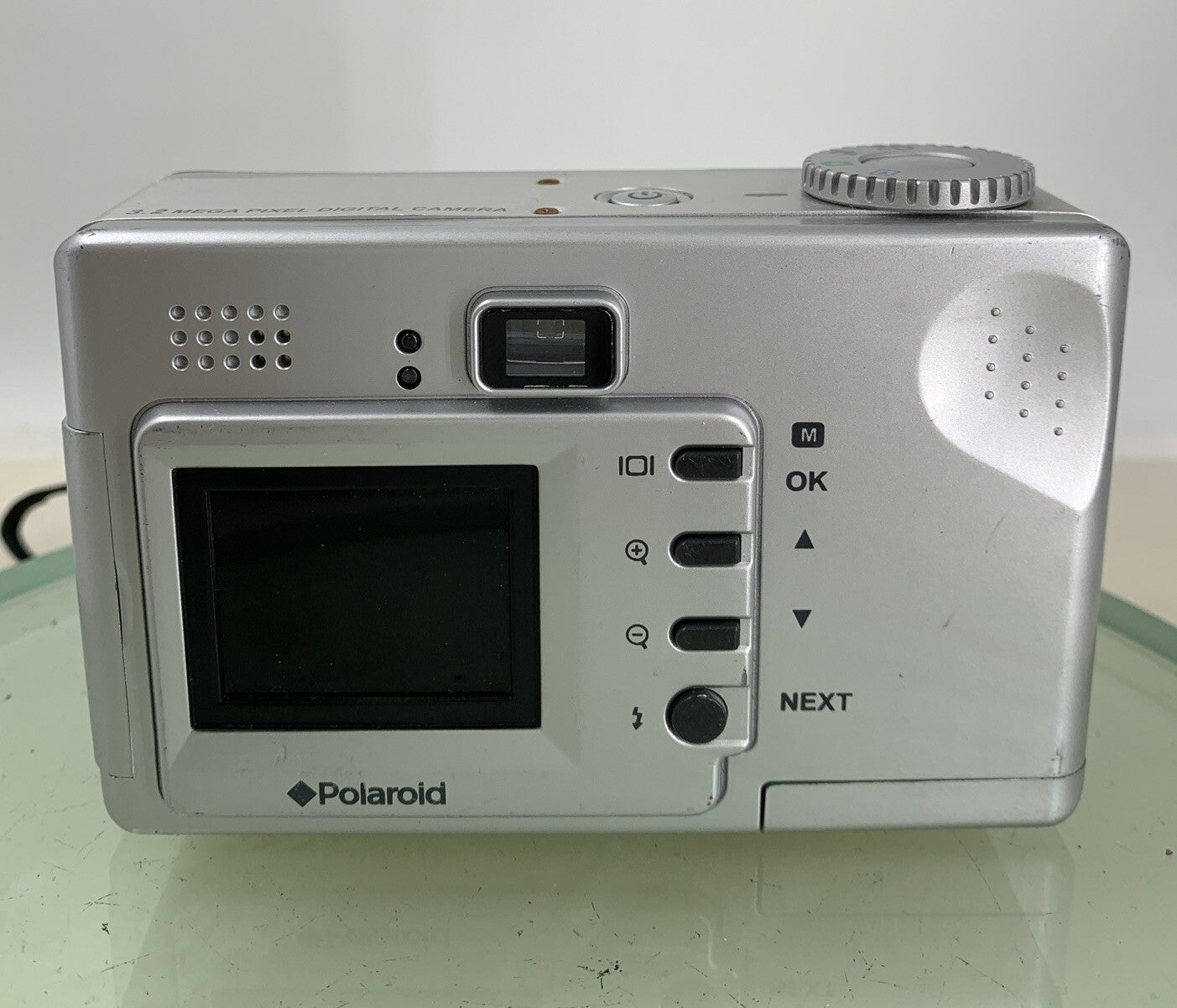 Polaroid COMPACT DIGITAL CAMERA PDC 3035 3.2MP NO CHARGER SILVER TESTED - 1325