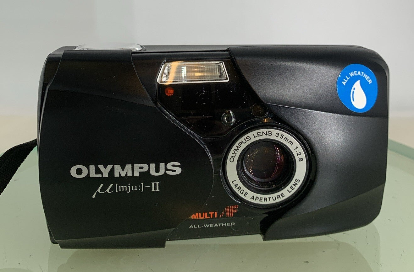 Olympus MJU II 35mm ALL WEATHER FILM CAMERA BLACK WITH COVER TESTED + TIN #4921