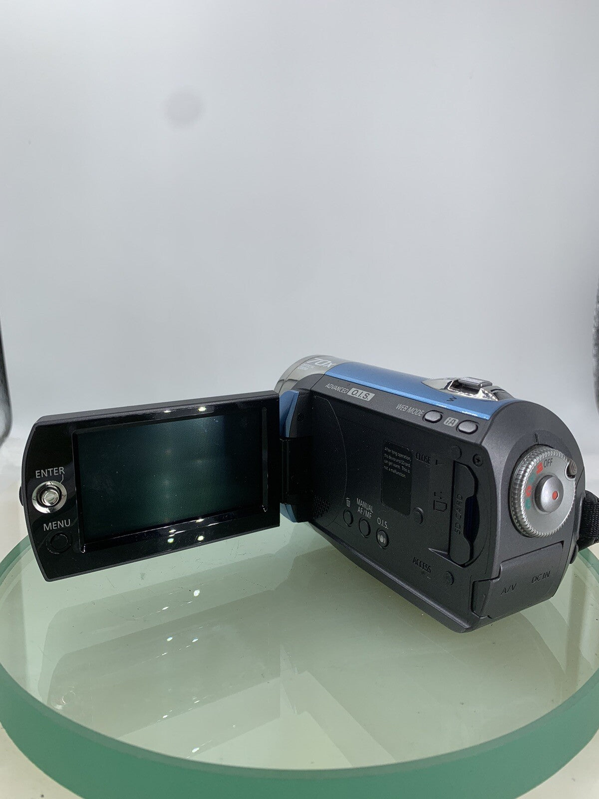 PANASONIC SDR-S26 SD DIGITAL VIDEO CAMERA RECORDER BLUE + CHARGER TESTED - 4904