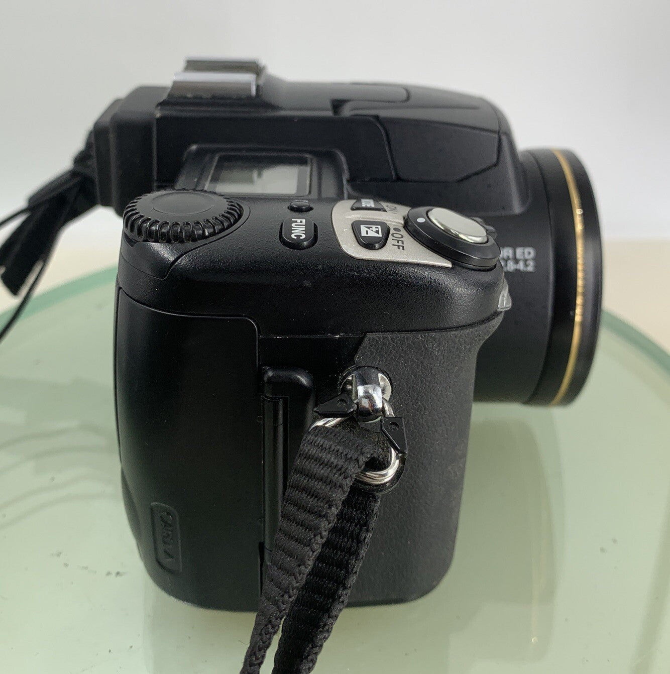 Nikon COOLPIX S700 DIGITAL CAMERA WITH CHARGER BLACK 5.0 MP 8X ZOOM TESTED - 2687