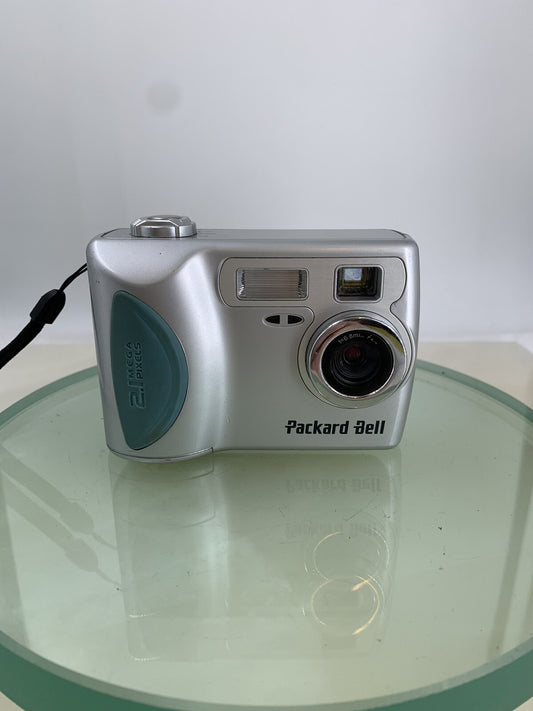 Packard Bell DSC-200A 2.1MP Compact Digital Camera SILVER NO CARD TESTED - 9180