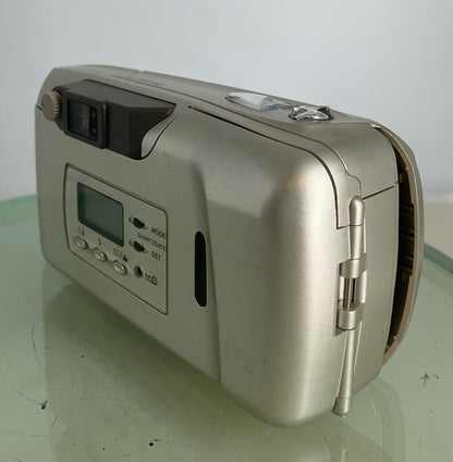 Olympus µmju:-III Zoom Wide 100 - 35mm Compact Film Camera Silver Point & Shoot6