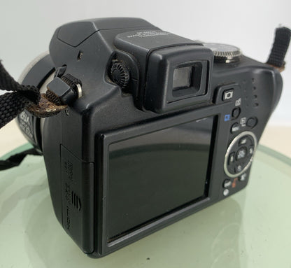 Olympus SP-590 UZ 12.0MP Digital Camera Black NO CHARGER NO CARD Tested - 6174