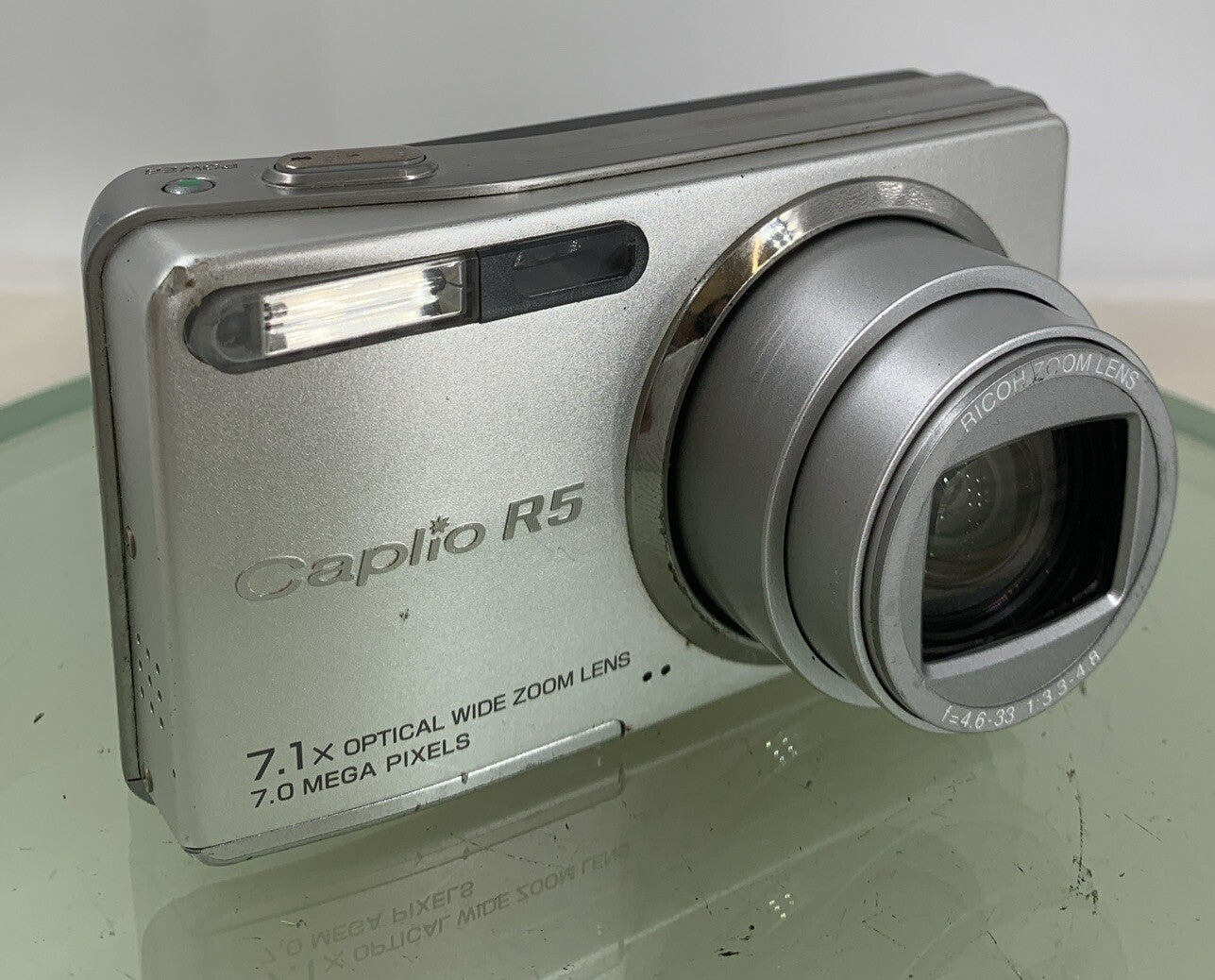Ricoh Digital Camera Caplio R5 7.0MP SILVER NO CARD NO CHARGER TESTED - 400