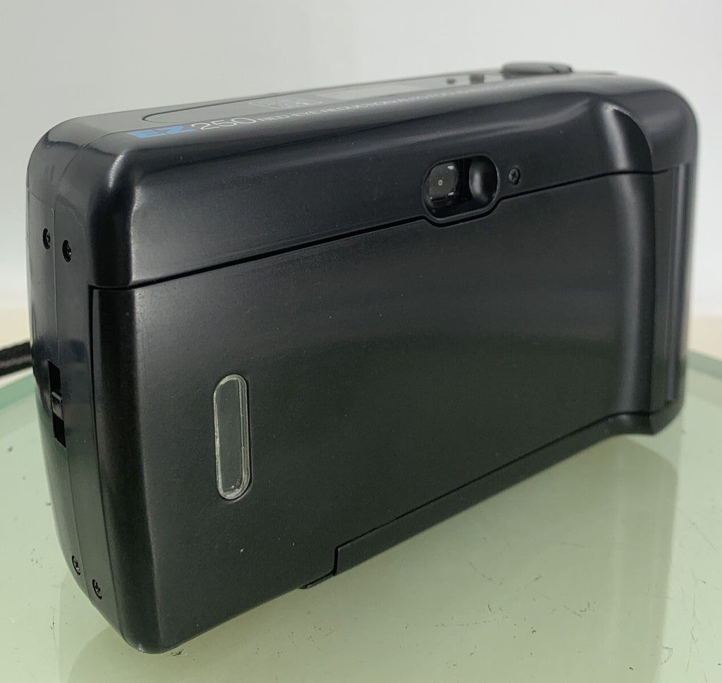 Vintage Vivitar EZ250 35mm Compact POINT AND SHOOT Camera with Case TESTED - 2134