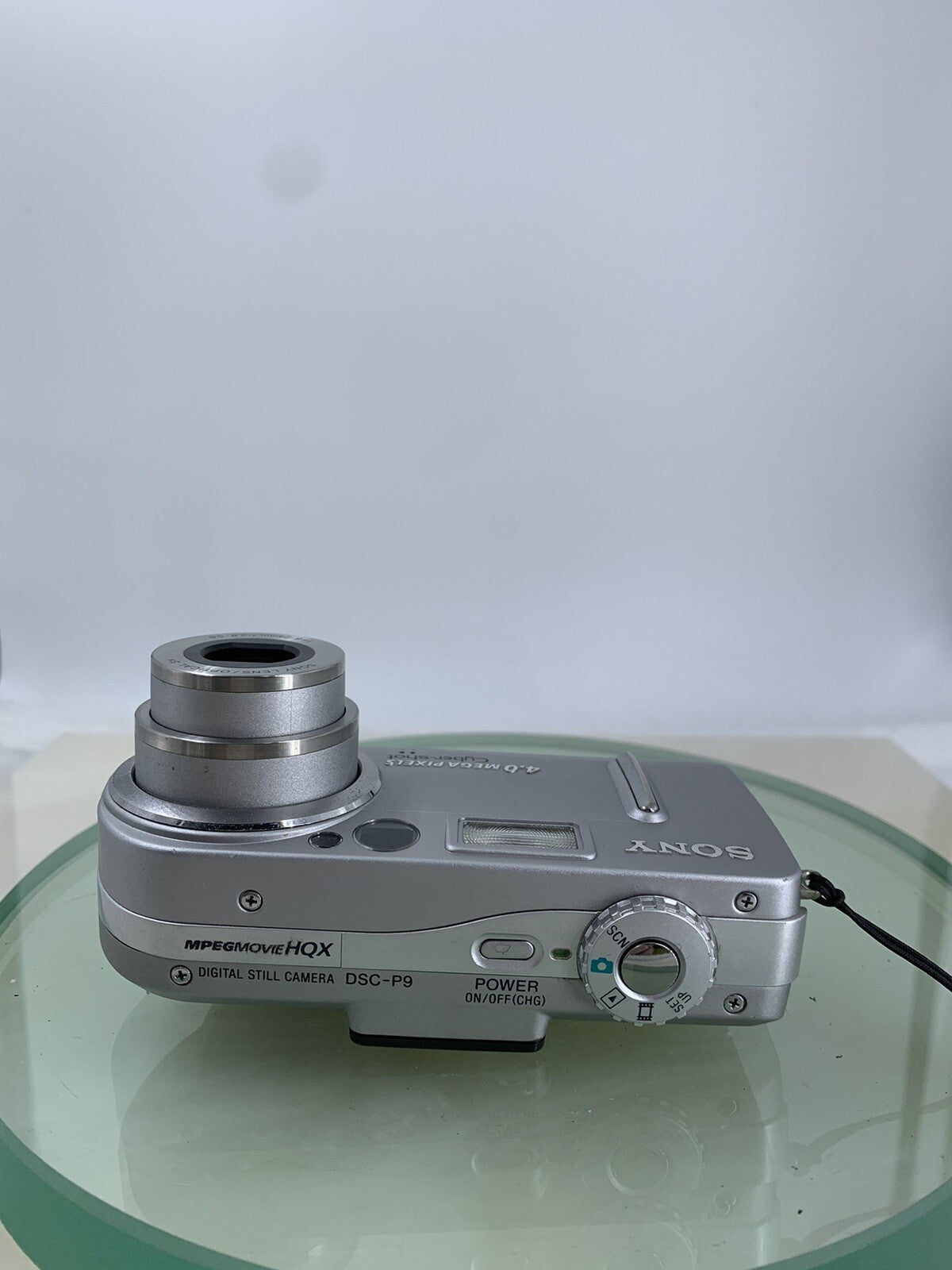 SONY Cybershot DSC-P9 Digital Camera SILVER 4MP + CHARGER + WIRE TESTED - 6866