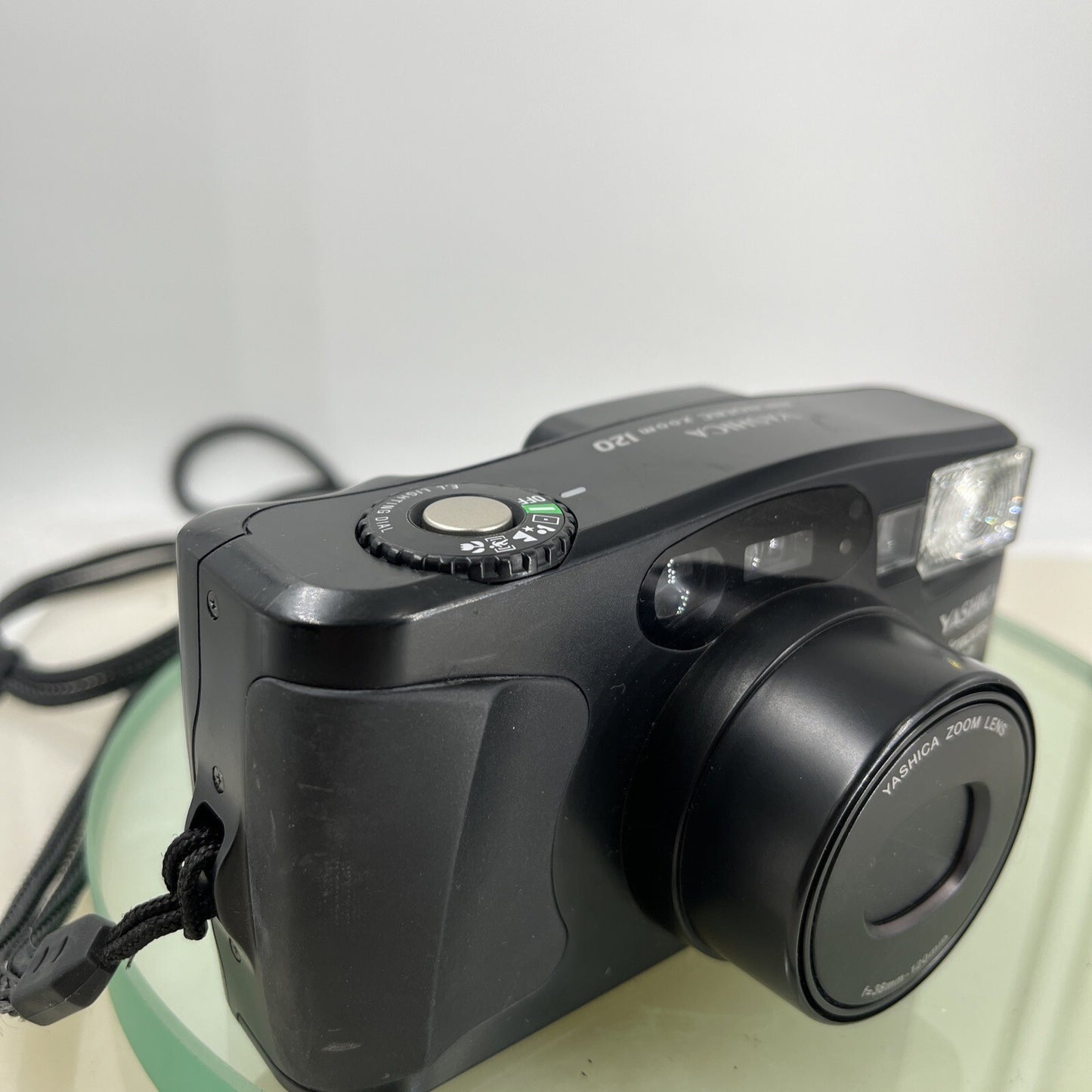 Yashica Microtec Zoom 120 analoge Point&Shoot 35mm Camera TESTED With Case 4014