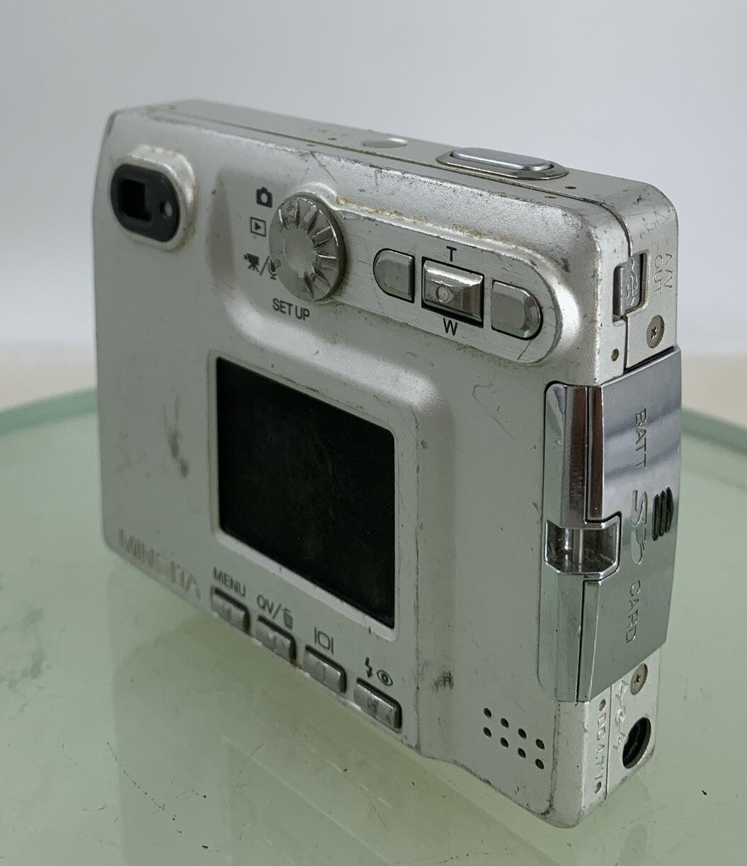 Konica Minolta Dimage XT 3.2MP Compact Digital Camera WITH CHARGER TESTED - 8426