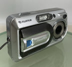 Vintage Fujifilm FinePix Digital Camera A330 3.2MP DOTS ON SCREEN TESTED - 1600