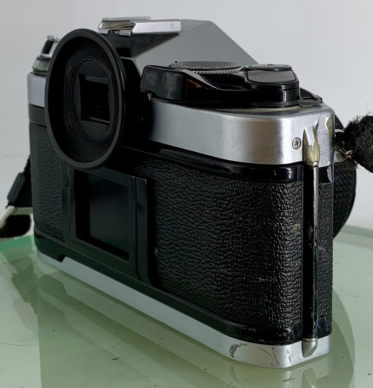 Canon AE-1 Program 35mm SLR Film Manual Camera + Canon 50mm F/1.8 FD Lens +# 1443