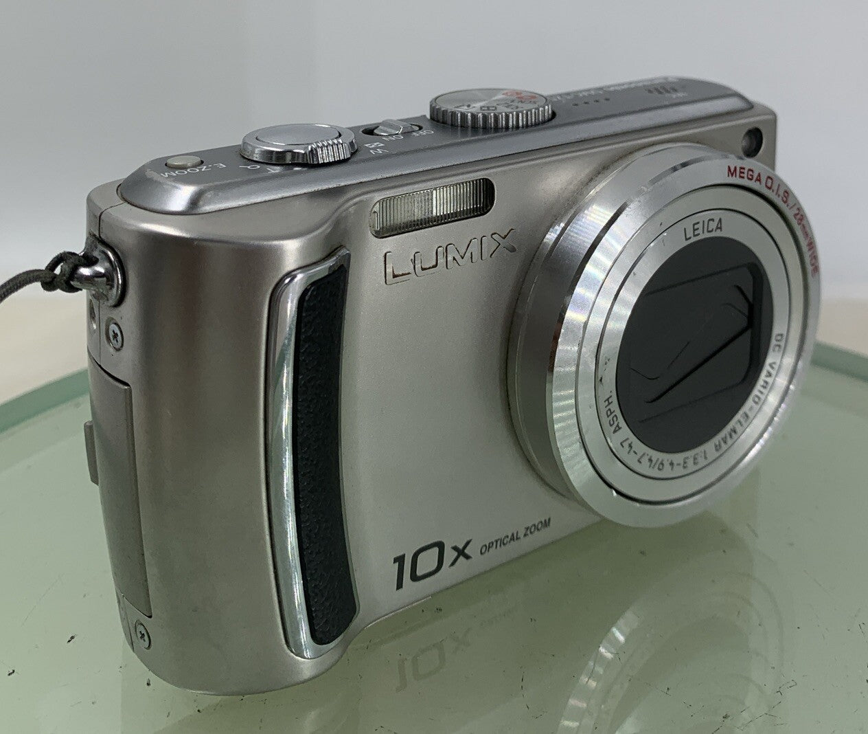 Panasonic Lumix DMC-TZ5 10x Zoom DIGITAL CAMERA NO CHARGER NO CARD TESTED - 2510