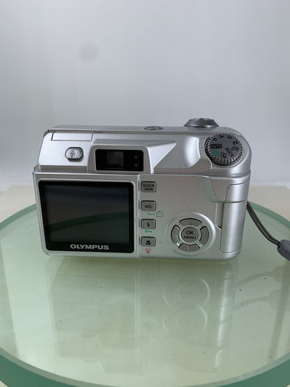 Olympus COMPACT Digital Camera C-5500 ZOOM 5.1MP SILVER 6X ZOOM TESTED - 9153