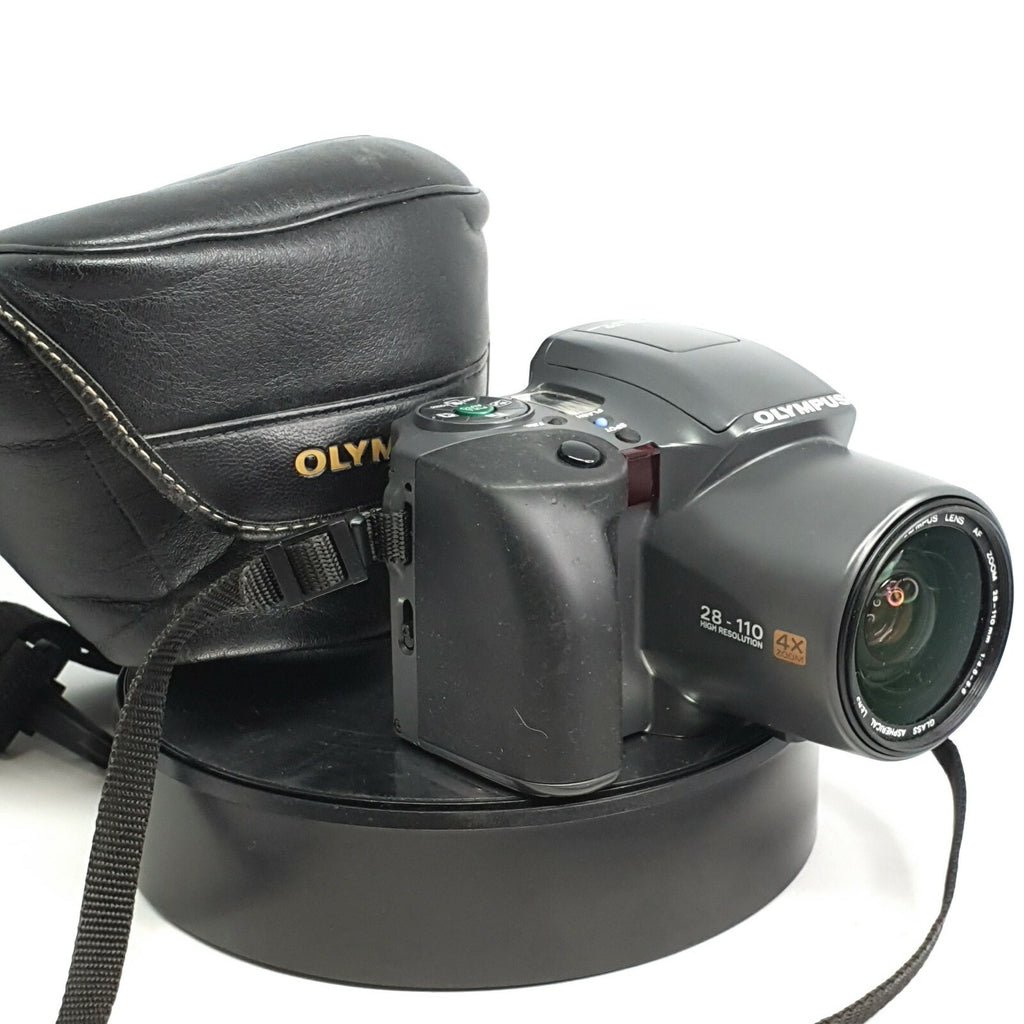 OLYMPUS IS-100 35MM FILM BRIDGE CAMERA~28-110MM - Cased/Great Condition #9070