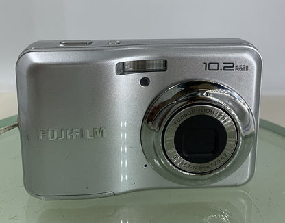 Fujifilm Finepix A170 10.2MP 3x Zoom Digital Camera Silver NO CARD TESTED - 4001