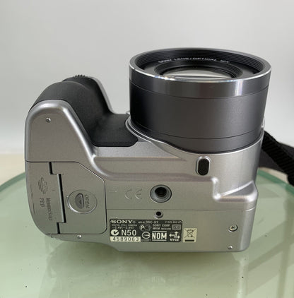 Sony Cyber-Shot DSC-H1 5.1MP DIGITAL CAMERA SILVER + BAG + WIRE TESTED - 9357