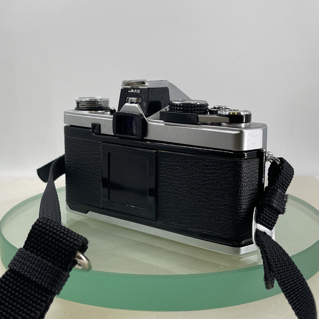 Olympus OM-2 35mm SLR camera body  Olympus 50mm 1:1.8 TESTED + CASE+ Hood  #4895