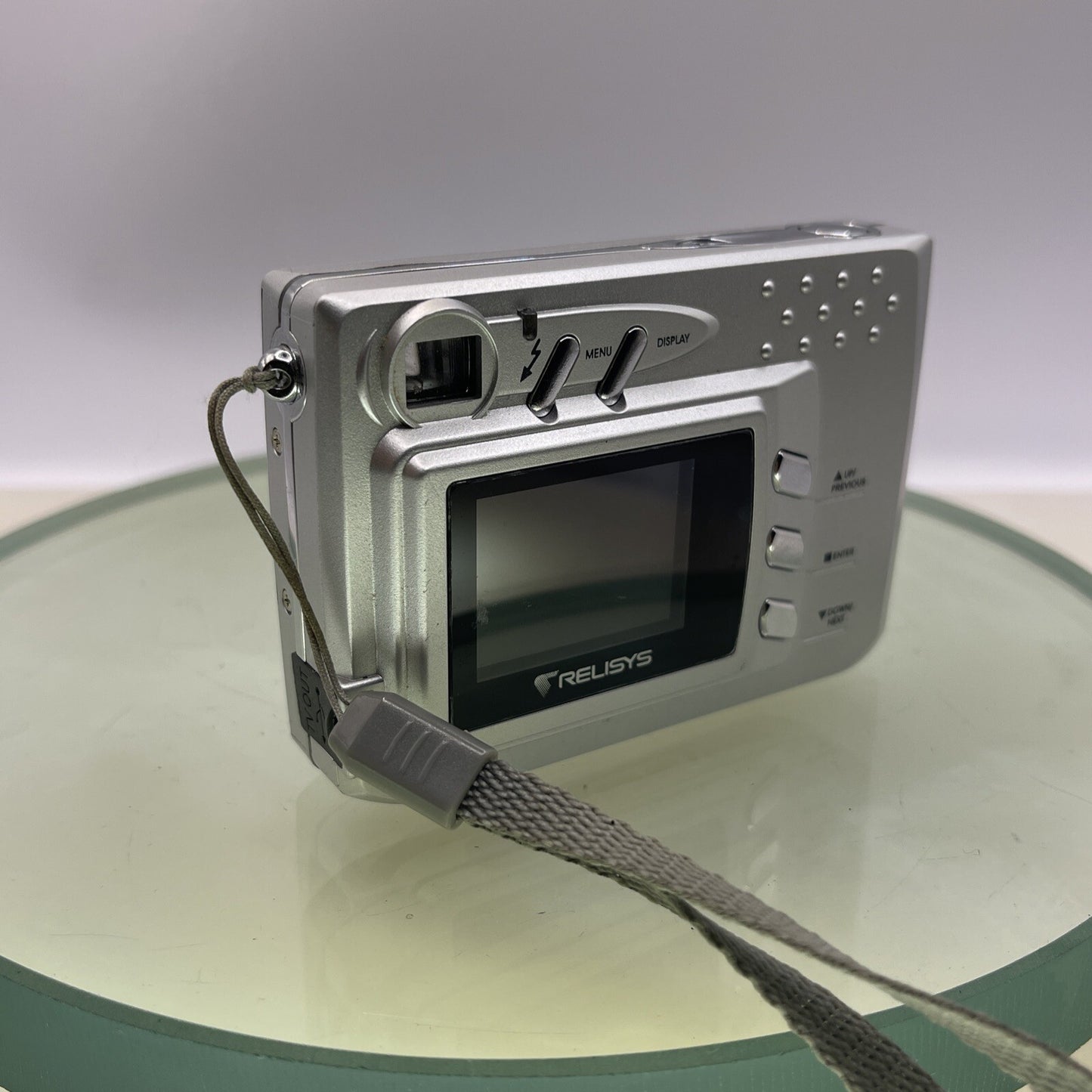 Relisys RDC-3100 3.1MP Compact Digital Camera Silver Tested 128MB SD Card #6413