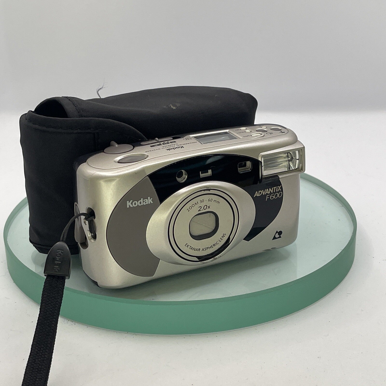 NICE RETRO 90'S KODAK ADVANTIX F600 CAMERA,ZOOM,ELECTRONIC FLASH, Tested #9650