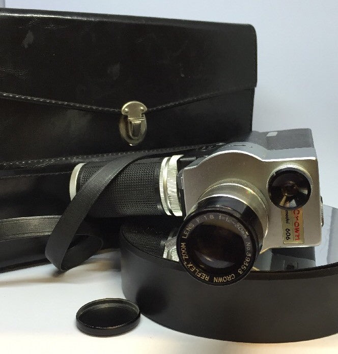 Vintage Crown 8 Model EZS 8mm Movie Camera with case & extras 0