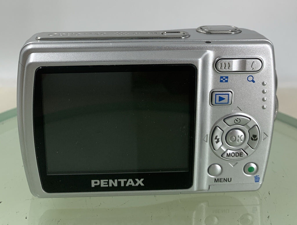 Pentax Optio M20 Digital Camera 7.0 MP 3x ZOOM SILVER NO CHARGER TESTED - 2445