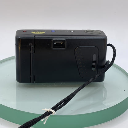 RARE Olympus AF-10 point and shoot camera (Mju II/Stylus Epic predecessor) 3743