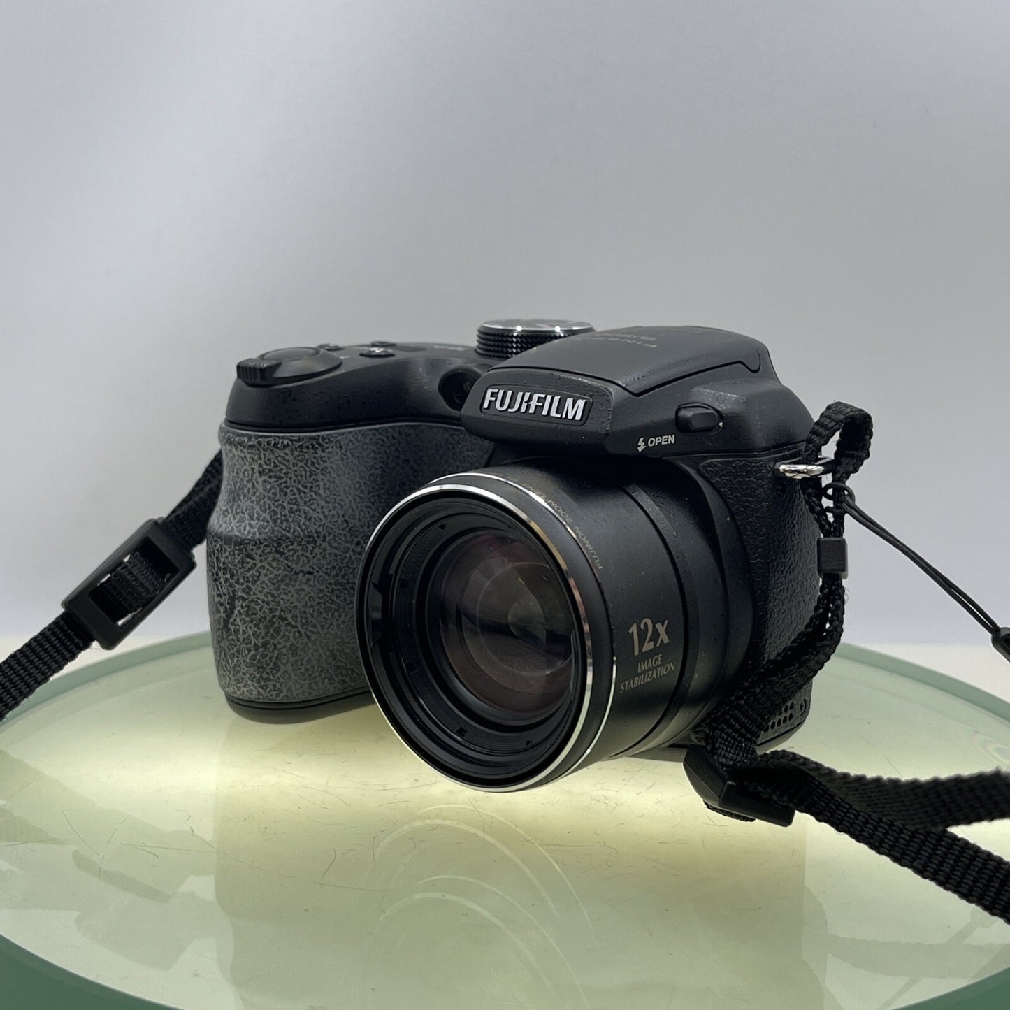 FujiFilm FinePix S1500 10MP 12x Zoom Mini SLR Style Bridge Camera Tested #7492