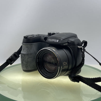 FujiFilm FinePix S1500 10MP 12x Zoom Mini SLR Style Bridge Camera Tested #7492