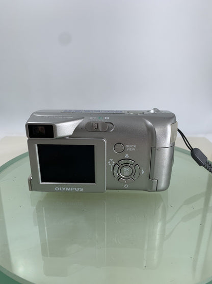 Vintage Olympus CAMEDIA C-310 Zoom SILVER CAMERA WITH COVER TESTED - 4694