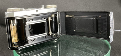 Vintage Kodak Retinette Viewfinder folding camera with 50mm f/4.5 lens#6097