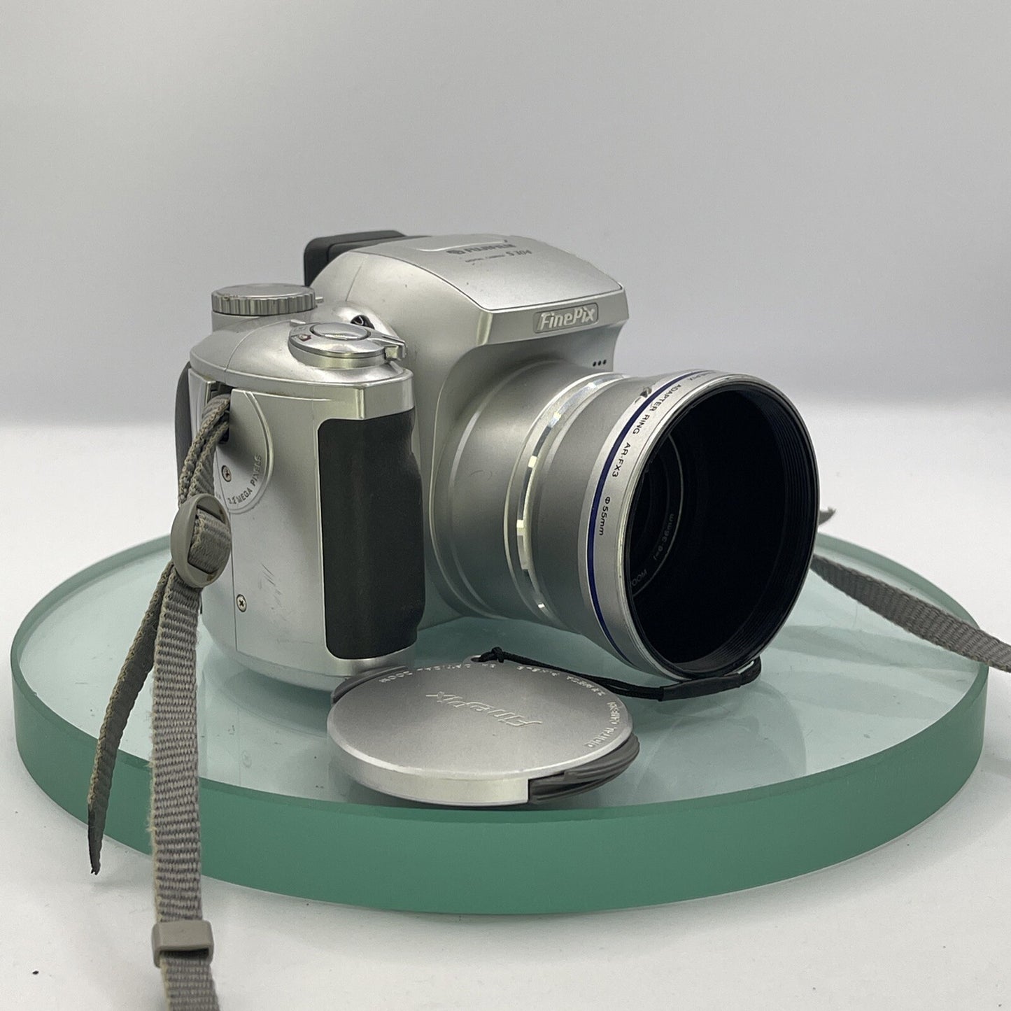 FUJI Fujifilm FinePix S304 DIGITAL CAMERA 3.2 MP LCD SCREEN Tested++++ #870