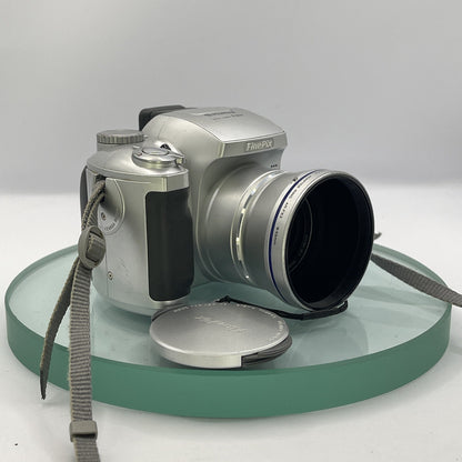 FUJI Fujifilm FinePix S304 DIGITAL CAMERA 3.2 MP LCD SCREEN Tested++++ #870