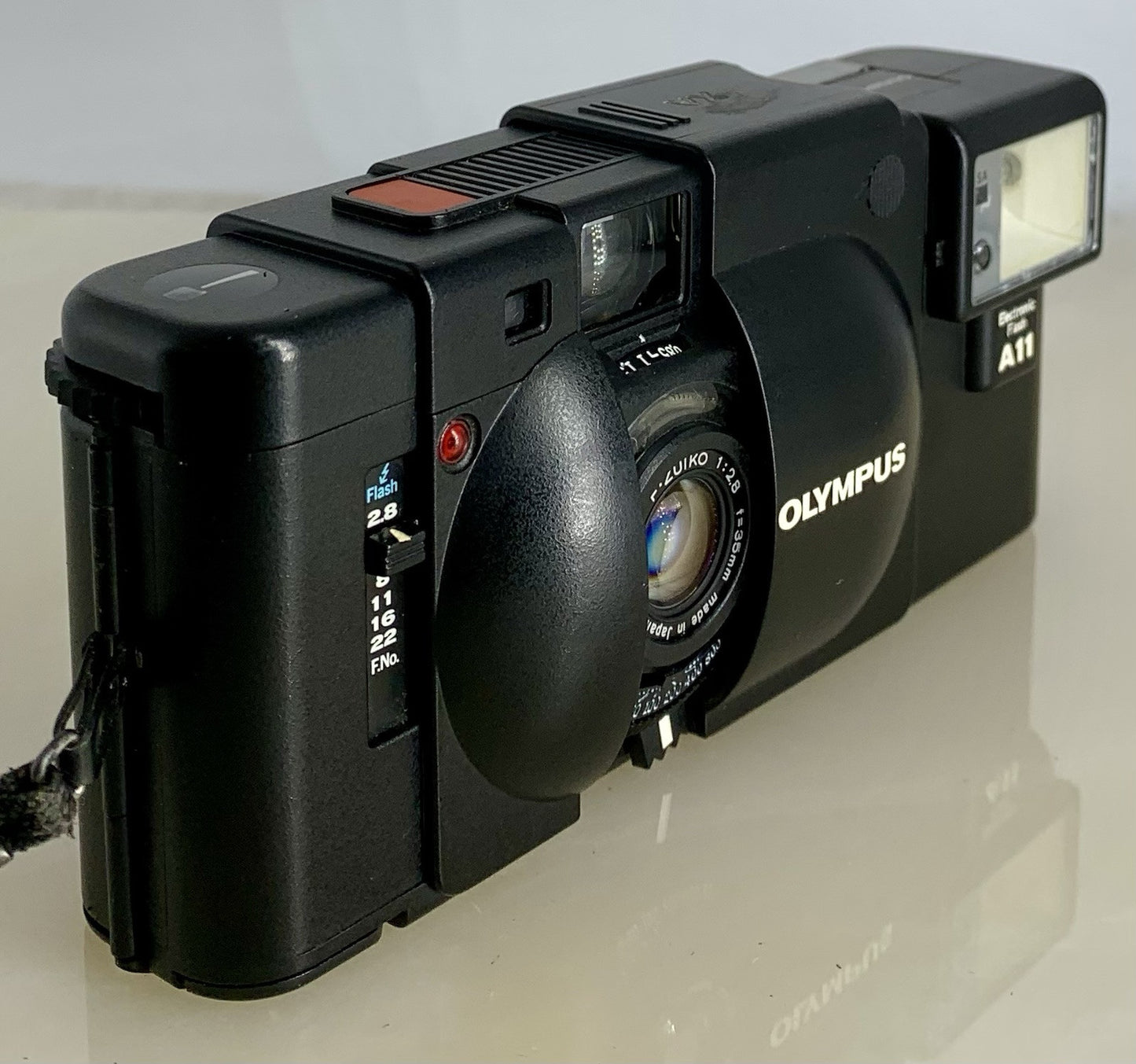 TESTEDOlympus XA 35mm Compact Rangefinder Film Camera A11 ELECTRIC FLASH #9232
