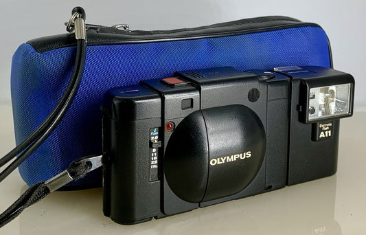 TESTEDOlympus XA 35mm Compact Rangefinder Film Camera A11 ELECTRIC FLASH+CASE0