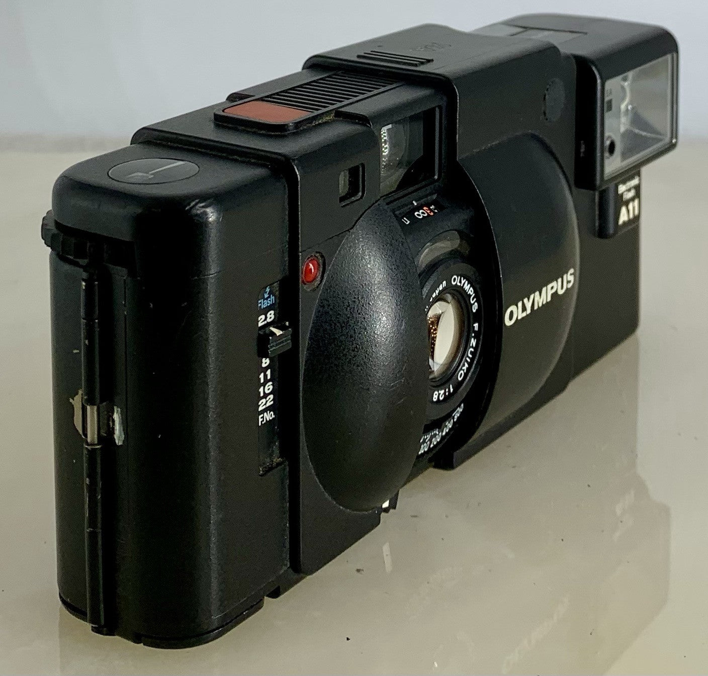 TESTEDOlympus XA 35mm Compact Rangefinder Film Camera A11 ELECTRIC FLASH #9052